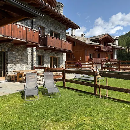 Maison Carrel Elegant 1